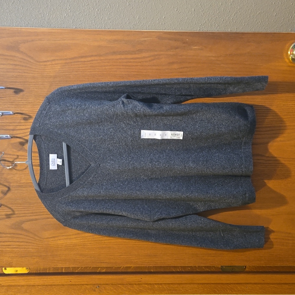 Croft & Barrow  Size Medium Gray Sweater